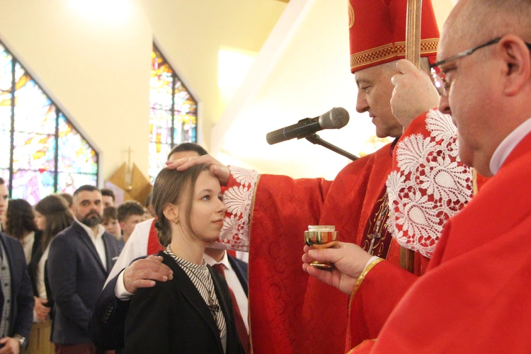 Tarnów. Bierzmowanie w Miłosierdziu Bożym
