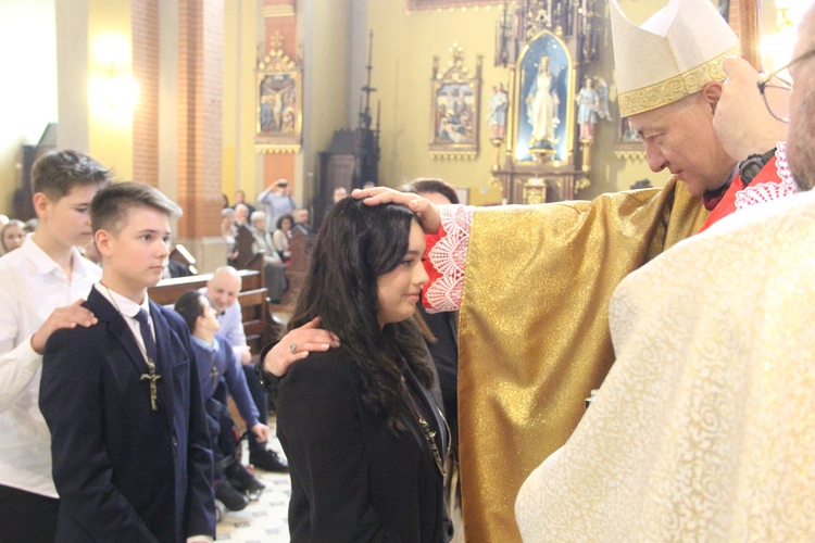 Tarnów. Bierzmowanie u misjonarzy