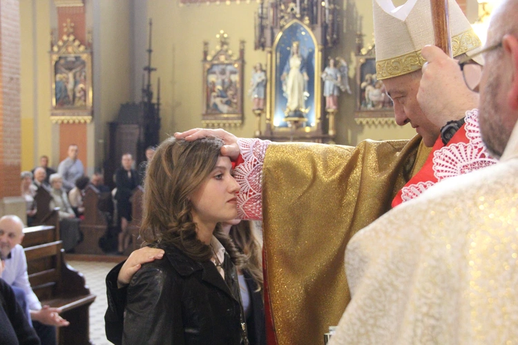 Tarnów. Bierzmowanie u misjonarzy