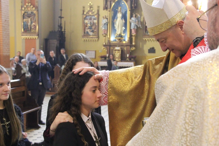 Tarnów. Bierzmowanie u misjonarzy