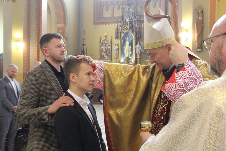 Tarnów. Bierzmowanie u misjonarzy