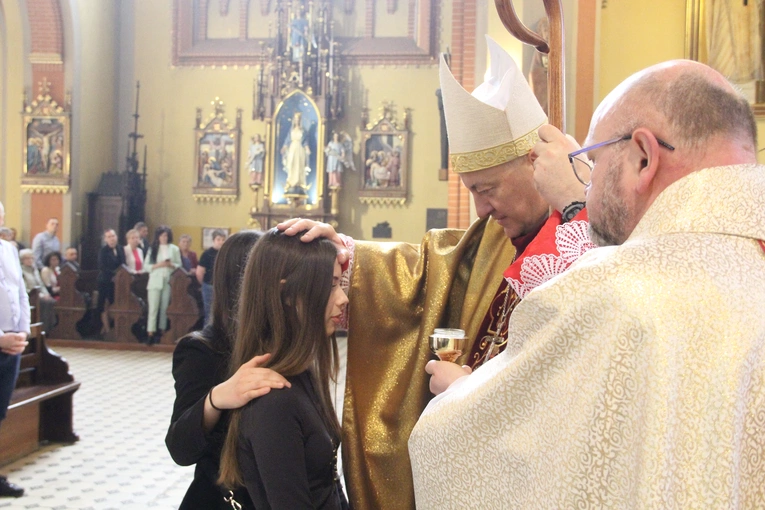 Tarnów. Bierzmowanie u misjonarzy