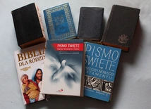 Biblia Biblii nierówna? Rozmowa o przekładach Pisma Świętego