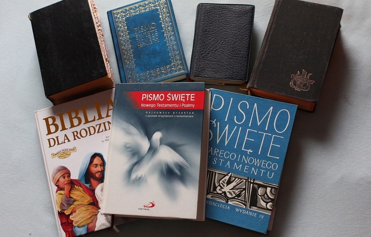 Biblia Biblii nierówna? Rozmowa o przekładach Pisma Świętego