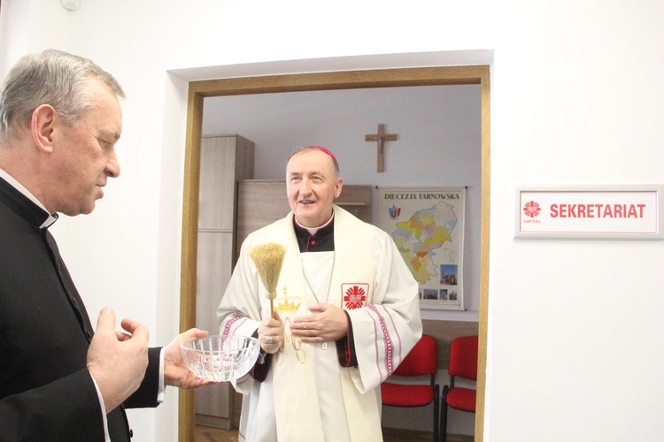 Tarnów. Poświęcenie nowej siedziby Caritas