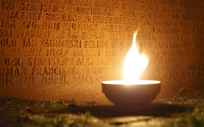 Dzień Pamięci Ofiar Zbrodni Katyńskiej. Przypominamy historię Jánosa Esterházego, zapomnianego świadka 