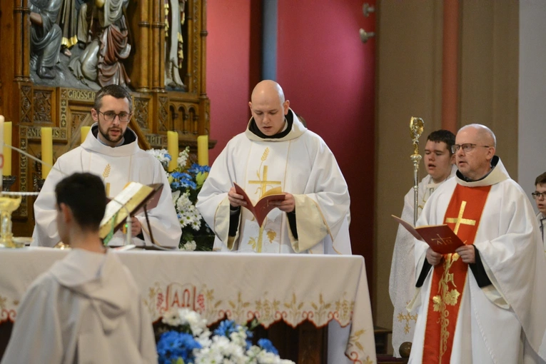 Święcenia kapłańskie u franciszkanów