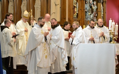 Święcenia kapłańskie u franciszkanów