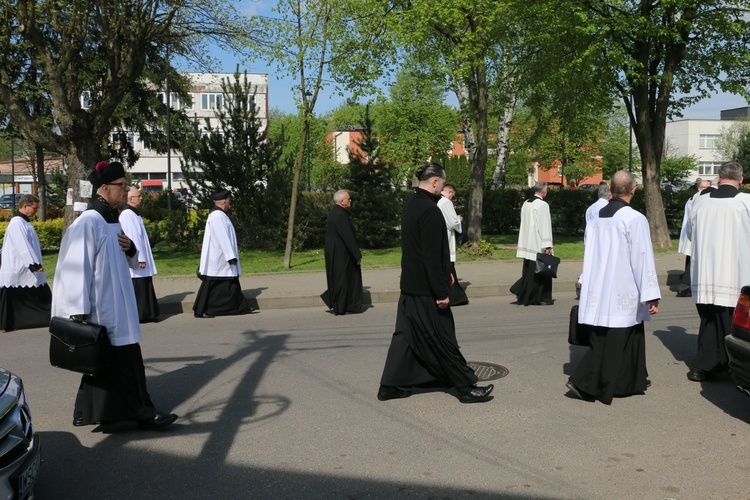 Wyszogród. Pogrzeb ks. kan. Zenona Glicnera (1939-2024)