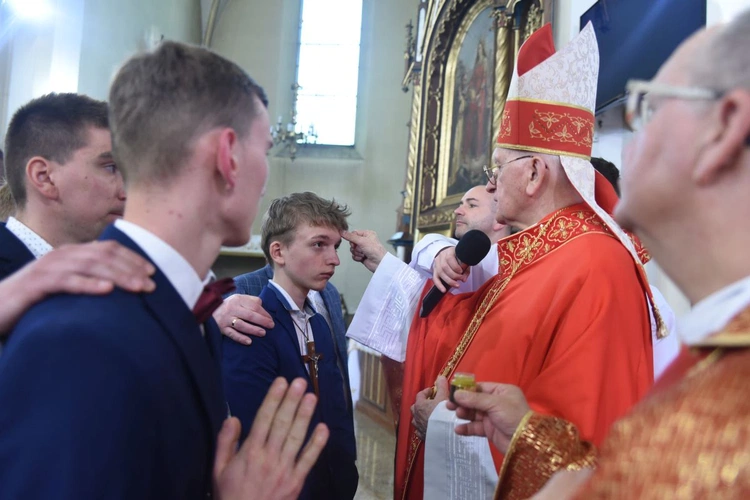 Bierzmowanie w Zasowie 2024