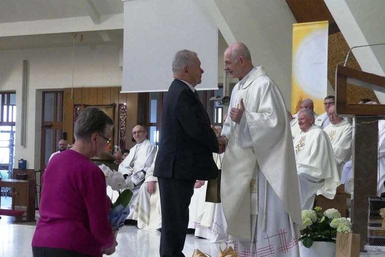 Złoty jubileusz kapłaństwa ks. prał. Stanisława Wawrzyńczyka z Aleksandrowic