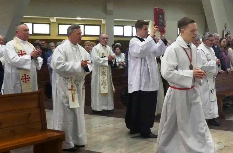 Złoty jubileusz kapłaństwa ks. prał. Stanisława Wawrzyńczyka z Aleksandrowic