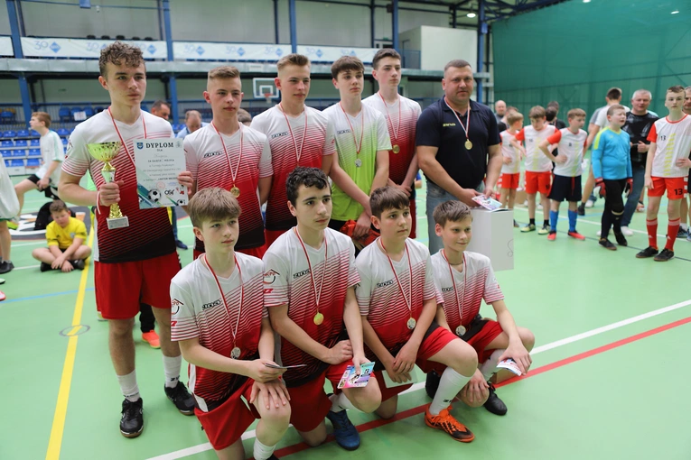 XX Grand Prix Diecezji Łowickiej LSO w Piłce Nożnej Halowej o Puchar Biskupa Administratora Apostolskiego Wojciecha T. Osiala