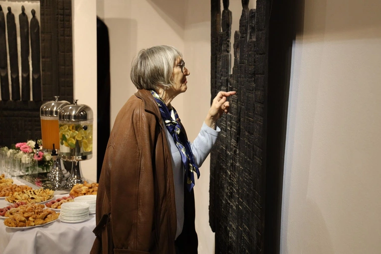 Prace prof. Wincentego Kućmy na wystawie w Sandomierzu