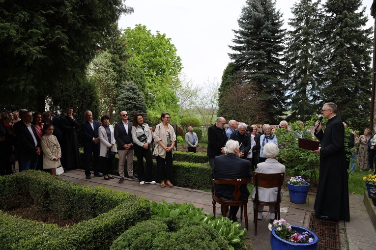Prace prof. Wincentego Kućmy na wystawie w Sandomierzu