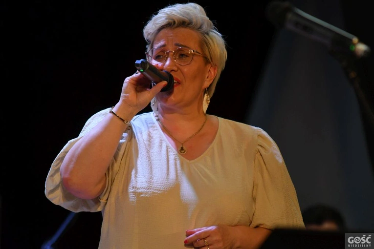 Koncert uwielbienia "Jezus zwyciężył"