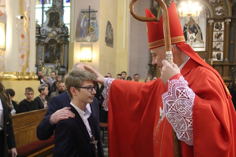 Bierzmowanie w Porąbce Uszewskiej 2024