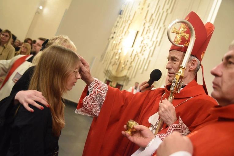 Bierzmowanie w parafii Ducha Świętego w Mielcu 2024