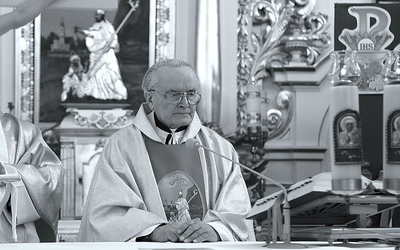 Ks. kan. Jan Krynicki odszedł do Pana w wieku 93 lat,  w 67. roku kapłaństwa.