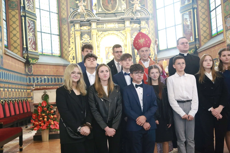 Bierzmowanie w Chorzelowie 2024