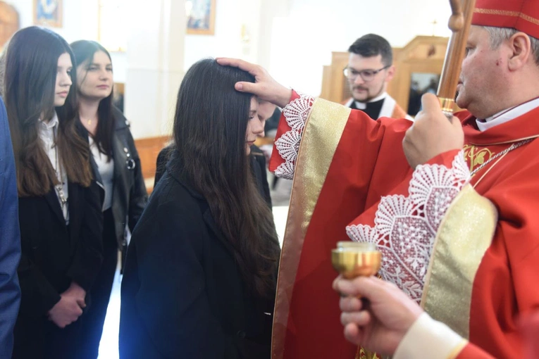 Bierzmowanie w Mielcu-Rzochowie 2024