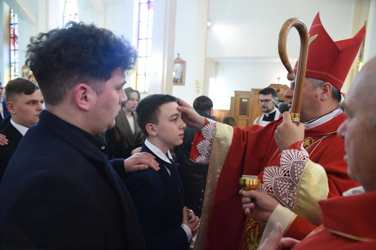 Bierzmowanie w Mielcu-Rzochowie 2024