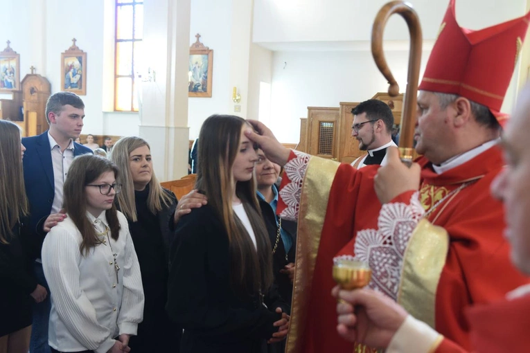 Bierzmowanie w Mielcu-Rzochowie 2024