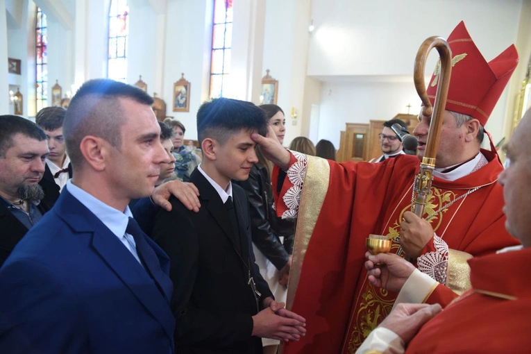 Bierzmowanie w Mielcu-Rzochowie 2024