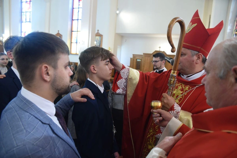 Bierzmowanie w Mielcu-Rzochowie 2024