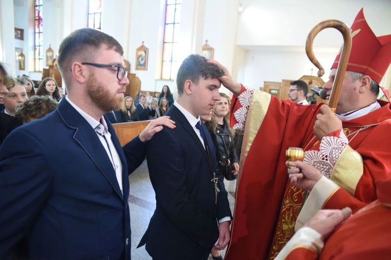 Bierzmowanie w Mielcu-Rzochowie 2024