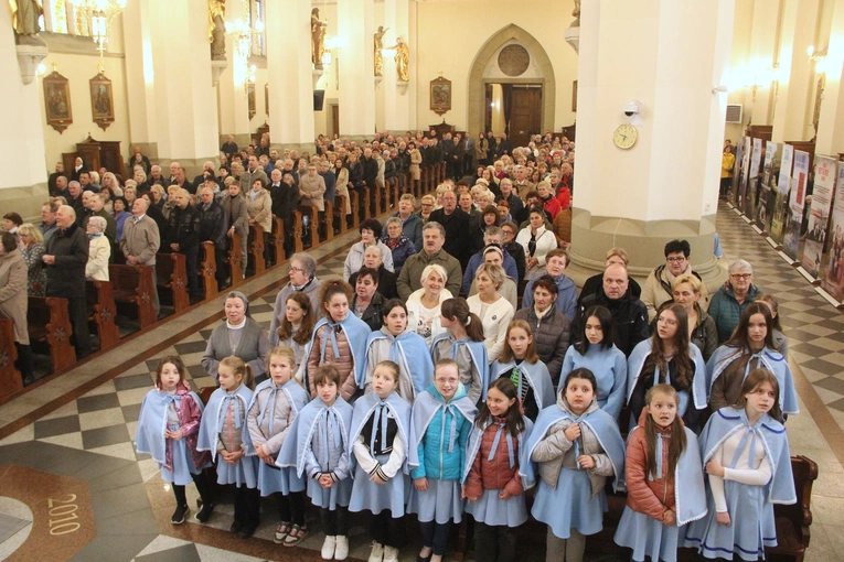 Peregrynacja błogosławionej rodziny Ulmów. Stacja - Grybów