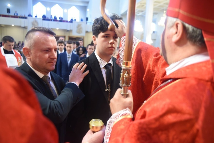 Bierzmowanie w parafii Trójcy Przenajświętszej w Mielcu 2024