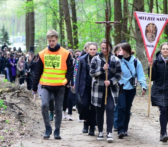 Pielgrzymka maturzystów do Gietrzwałdu