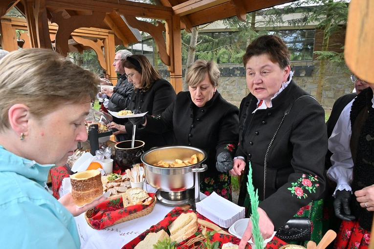 Początek sezonu flisackiego 