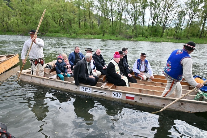 Początek sezonu flisackiego 