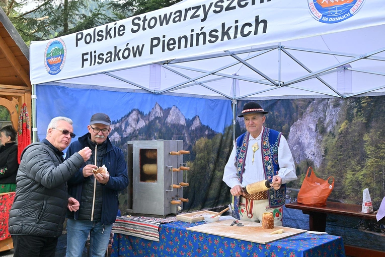 Początek sezonu flisackiego 