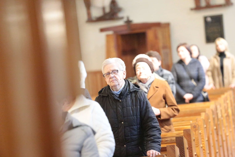 Rozpoczęcie peregrynacji obrazu bł. rodziny Ulmów w parafii Tęgoborze