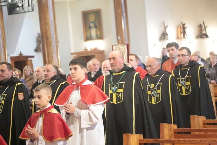 Rozpoczęcie peregrynacji obrazu bł. rodziny Ulmów w parafii Tęgoborze