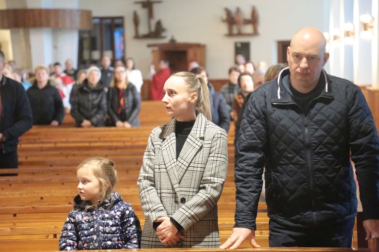 Rozpoczęcie peregrynacji obrazu bł. rodziny Ulmów w parafii Tęgoborze