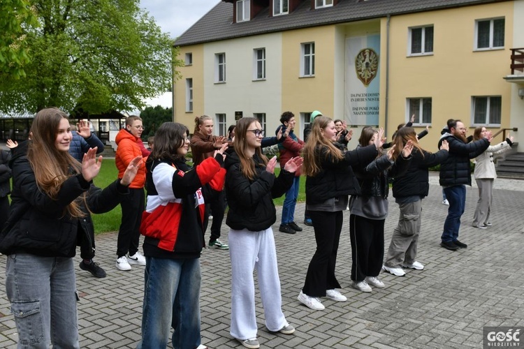 Rekolekcje dla młodzieży przygotowującej się do bierzmowania