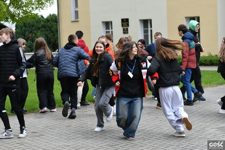 Rekolekcje dla młodzieży przygotowującej się do bierzmowania
