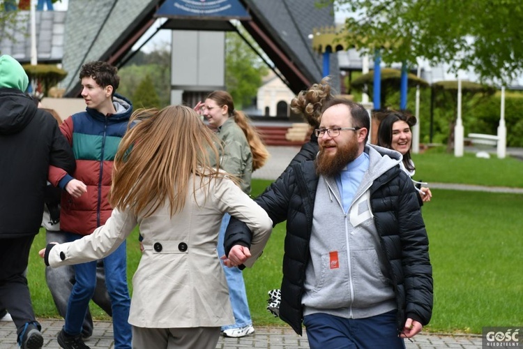 Rekolekcje dla młodzieży przygotowującej się do bierzmowania