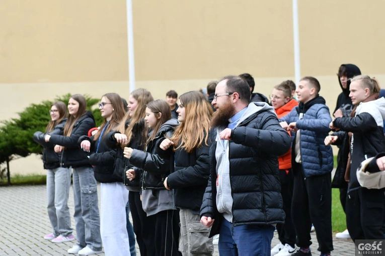 Rekolekcje dla młodzieży przygotowującej się do bierzmowania