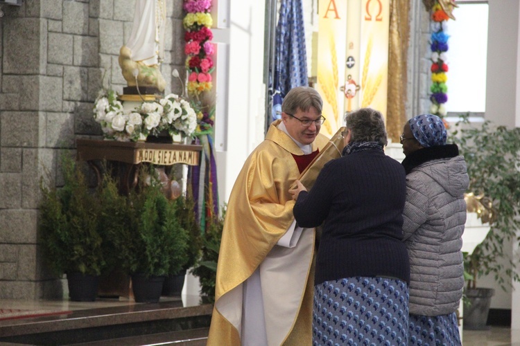 Męcina. Śluby wieczyste s. Magdaleny, misjonarki Afryki