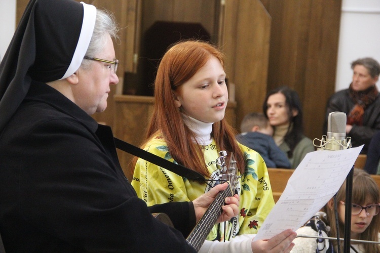 Męcina. Śluby wieczyste s. Magdaleny, misjonarki Afryki