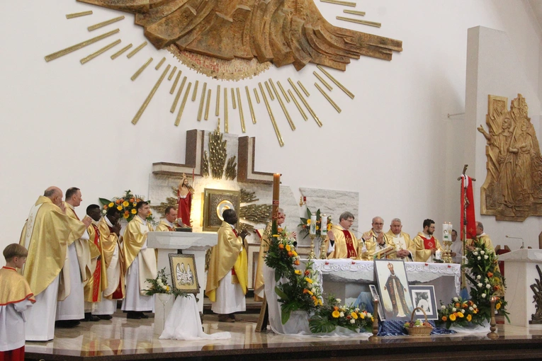 Męcina. Śluby wieczyste s. Magdaleny, misjonarki Afryki