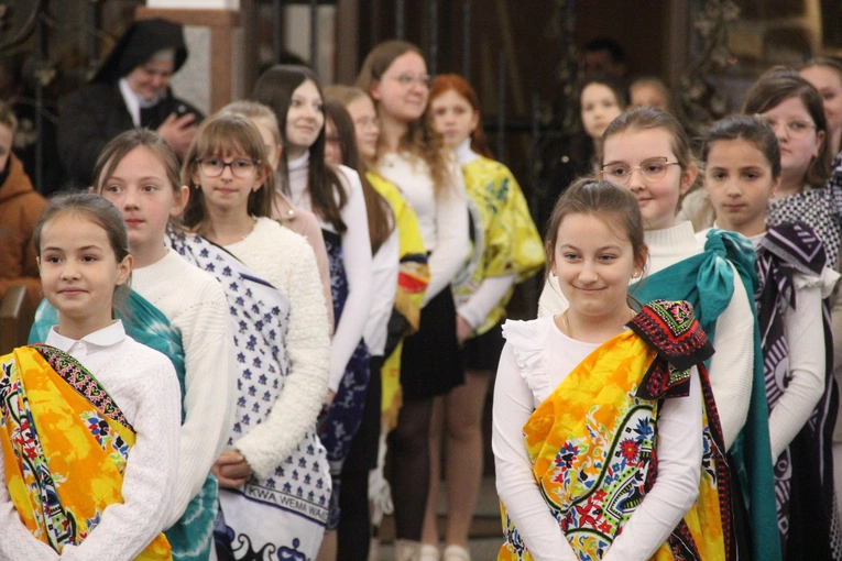 Męcina. Śluby wieczyste s. Magdaleny, misjonarki Afryki