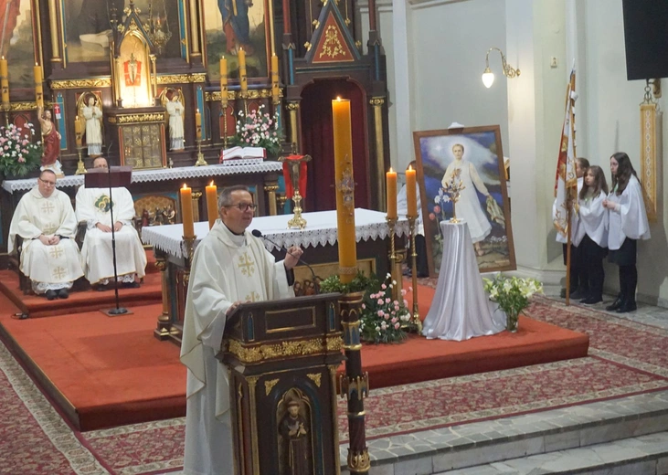Wprowadzenie relikwii bł. Karoliny Kózkówny