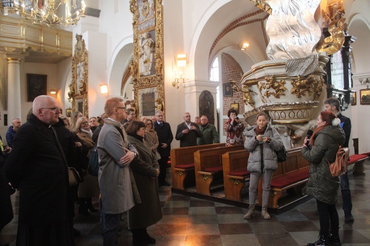 Pułtusk. Bazylika oczami historyków sztuki