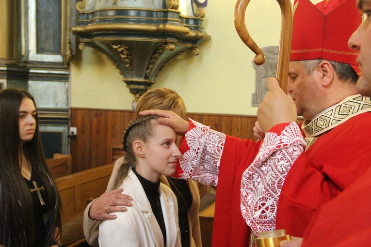 Bierzmowanie w Zagórzanach 2024